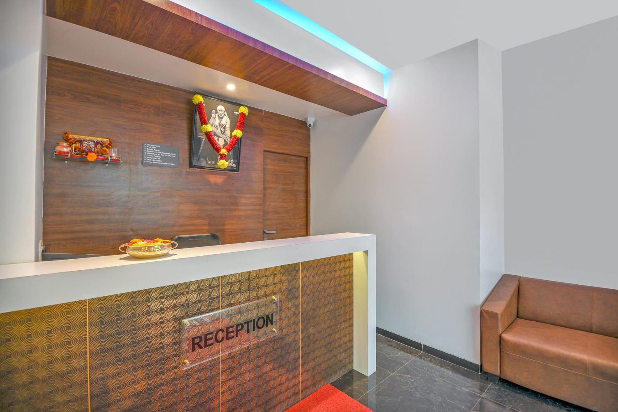 Oyo Flagship Hotel Shreeyash Executive Mangvadi Eksteriør billede