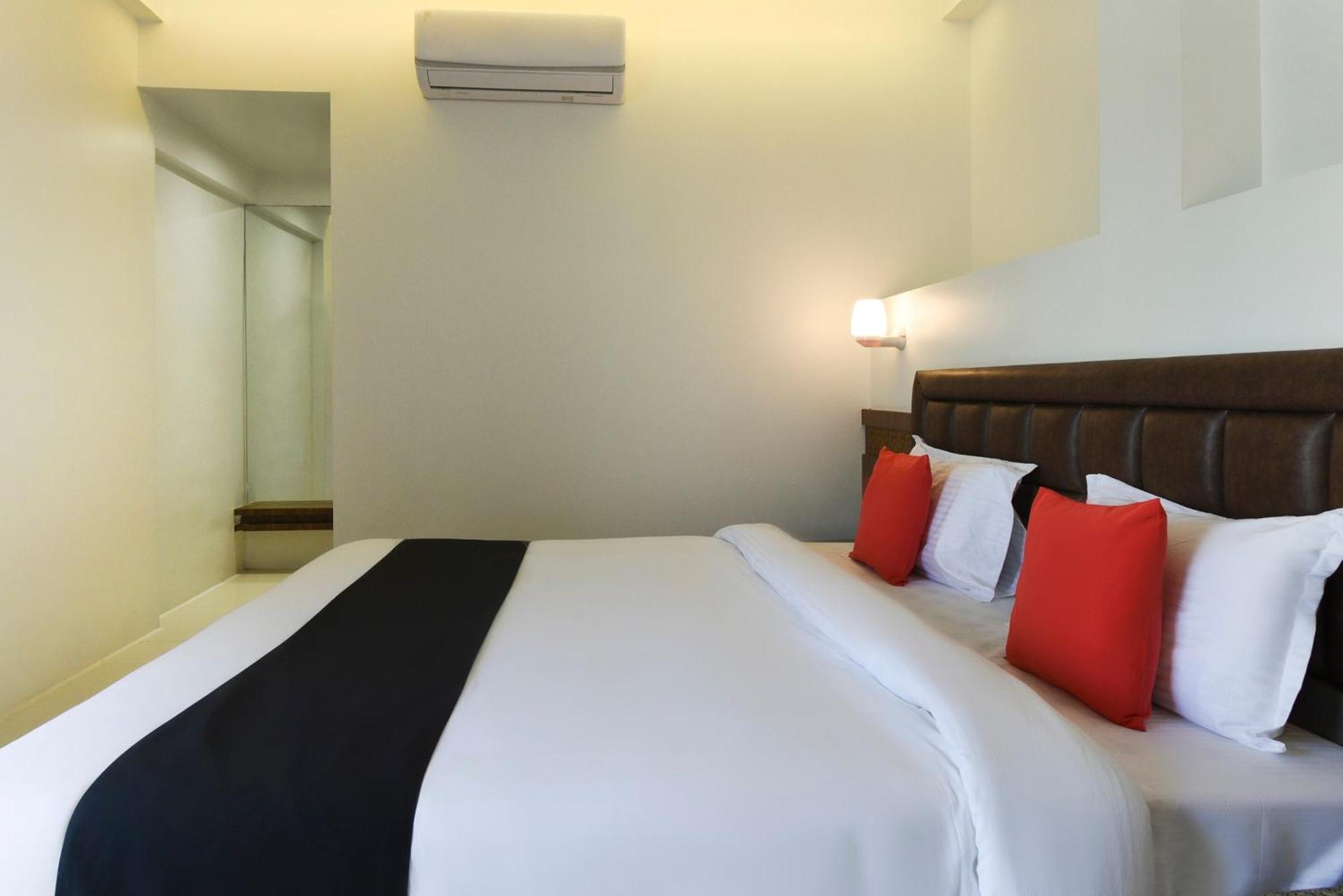 Oyo Flagship Hotel Shreeyash Executive Mangvadi Eksteriør billede